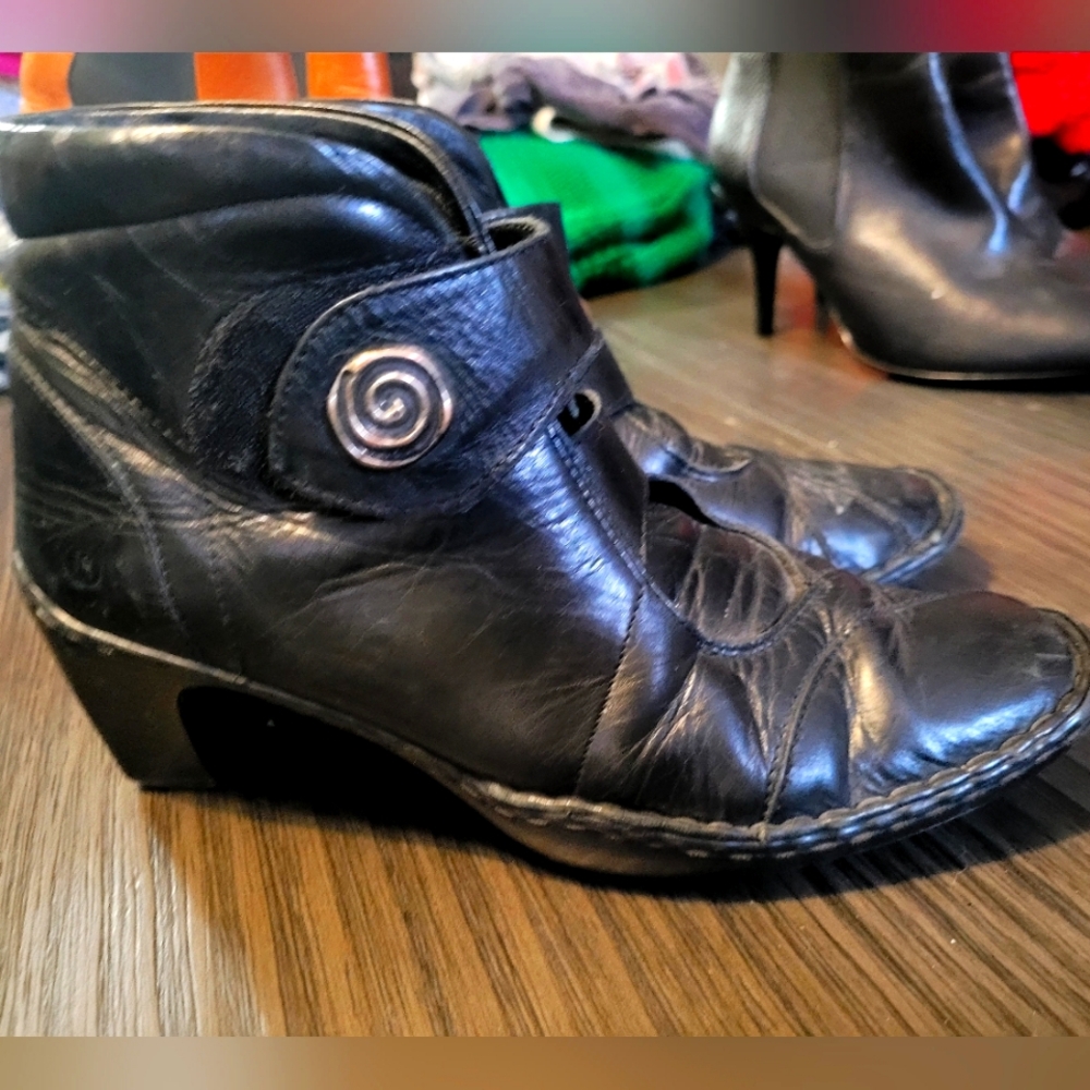 Leather booties
